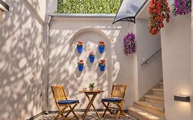 Al-Quivir Suites